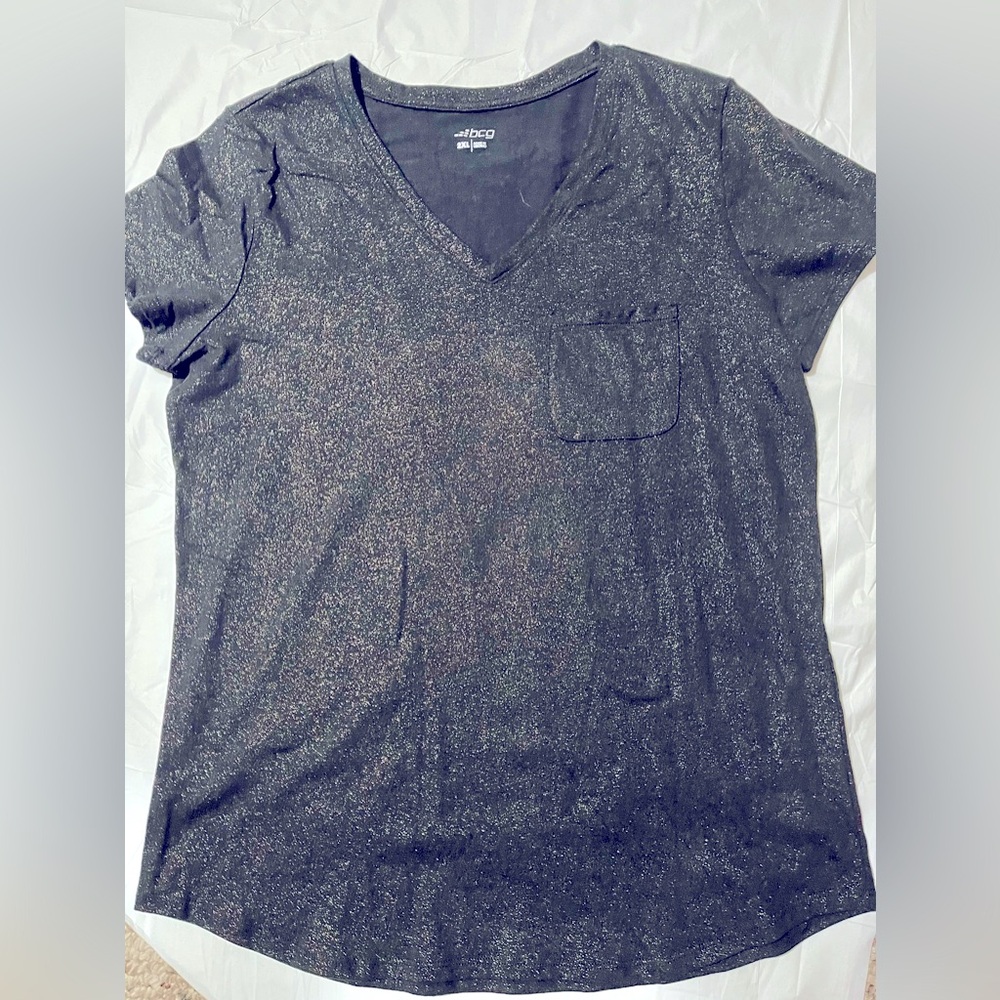 BCG Brand 2XL. Like new condition. Shiny black and gold top. 60/40 cotton/poly